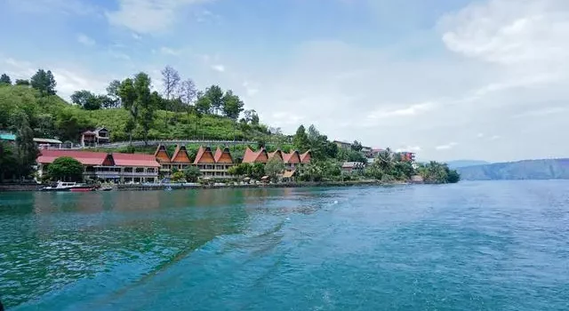 Keunikan Wisata Samosir, Pulau di Tengah Danau Toba